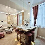 Merveil - Luxury - Marais - Charlot *